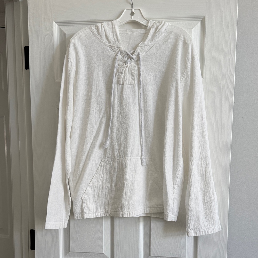 White Hooded pullover